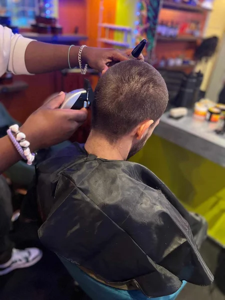 Fade cut